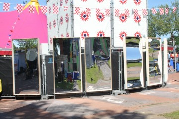 Set XXL smile mirrors 244x122cm (7pieces)